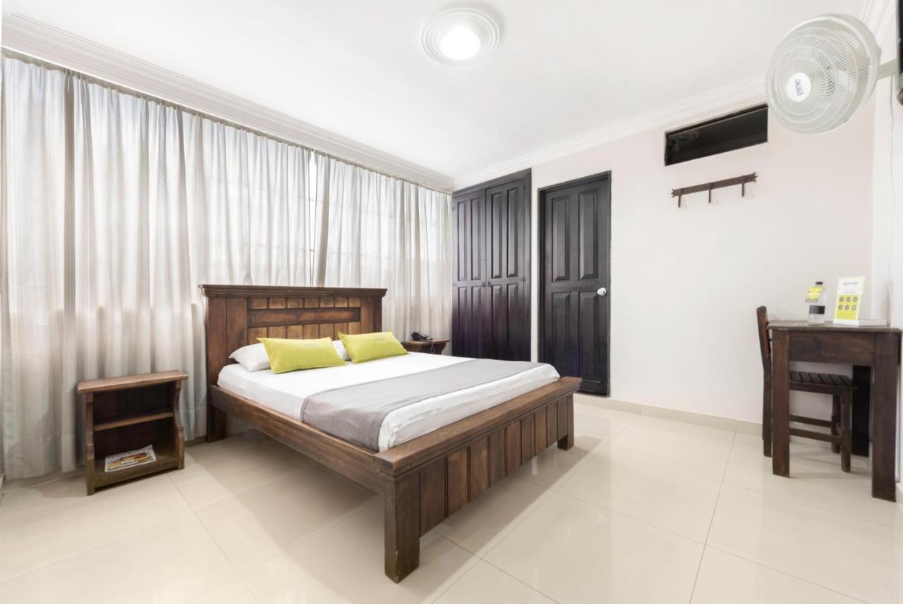 Ayenda 1120 Hotel Comercial Pereira Esterno foto
