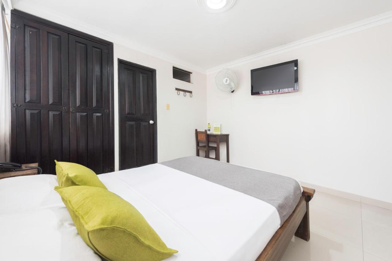 Ayenda 1120 Hotel Comercial Pereira Esterno foto