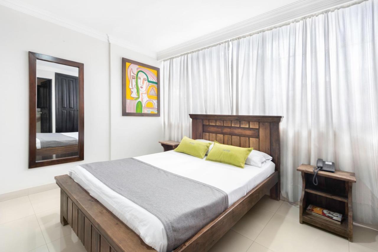 Ayenda 1120 Hotel Comercial Pereira Esterno foto